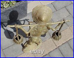 (#1256) brass / bronze villager getting water statue (Pick up, post UK only)