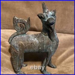 ANTIQUE / VINTAGE LARGE CHINESE BRONZE / BRASS FOO DOG / LION 115mm Or4,1/2In